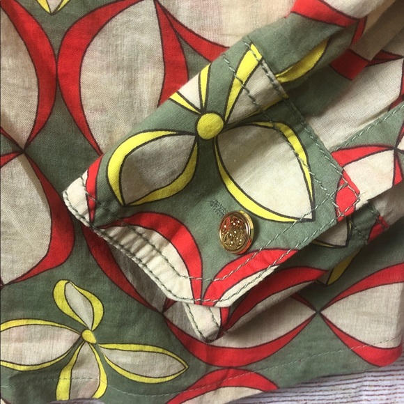 Tory Burch Multicolor Floral 100% cotton blouse 💙 - Picture 5 of 6